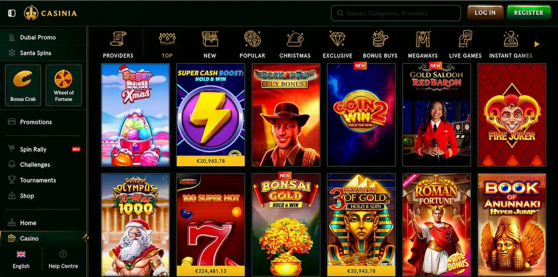 Interfaccia del portale Casinia casino che mostra slot machine e giochi live