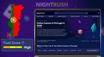 Laptop showing a guide to online casinos in Portugal next to a map in the colors of the national flag