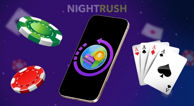 Älypuhelin näyttää luottokortti-ikonin ja rahaa kiertämässä maailmaa, kasinokolikoita ja neljä ässää.