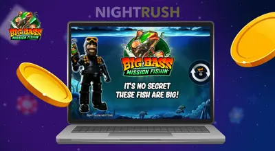 Un ordinateur portable affiche Big Bass Mission Fishin’ avec sa mascotte. Deux jetons dorés et le logo Big Bass Mission Fishin’ sont placés à côté, sur un fond bleu foncé étoilé.