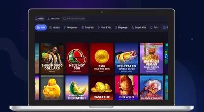 Interface de casino en ligne affichant des machines à sous populaires sur ordinateur portable