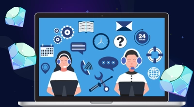 Tre diamanter rundt en laptop med kundeservice, en mann og en kvinne.